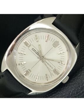 Vintage 1976 Citizen Manual Wound Mens Silver Watch & Silver accents